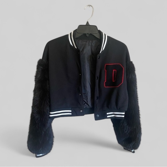 Faux Fur Sleeve Letterman Varsity Baseball Bomber Jacket Cropped Small Black - Picture 1 of 14